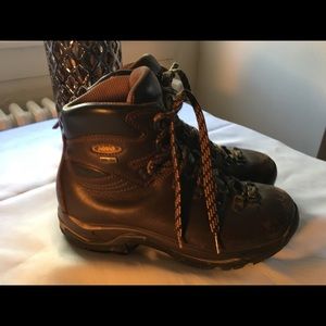 ASOLO Brown Hiking Boot